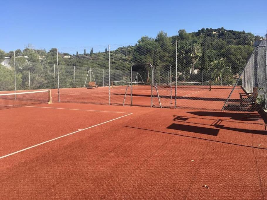 10 A 12 Pers Famille Amateurs Randonnee Boulouris Panorama Saint Raphael Tennis Piscine Partage Dış mekan fotoğraf