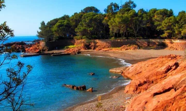10 A 12 Pers Famille Amateurs Randonnee Boulouris Panorama Saint Raphael Tennis Piscine Partage Dış mekan fotoğraf